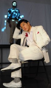 Foreign-Radical-Premiere-4